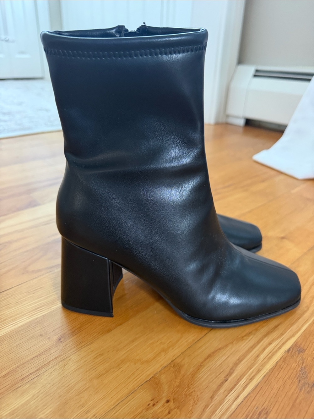 Black Leather Block Heel Ankle Boots